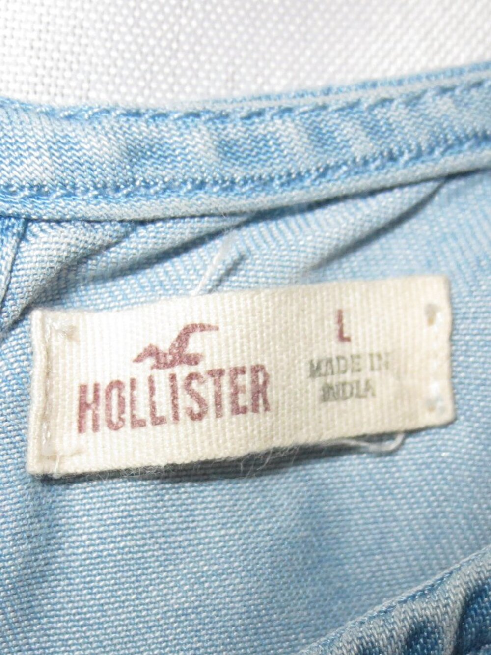 HOLLISTER womens BLOUSE blue BOHO cropped CHAMBRAY top EMBROIDERED SIZE L - Picture 9 of 10